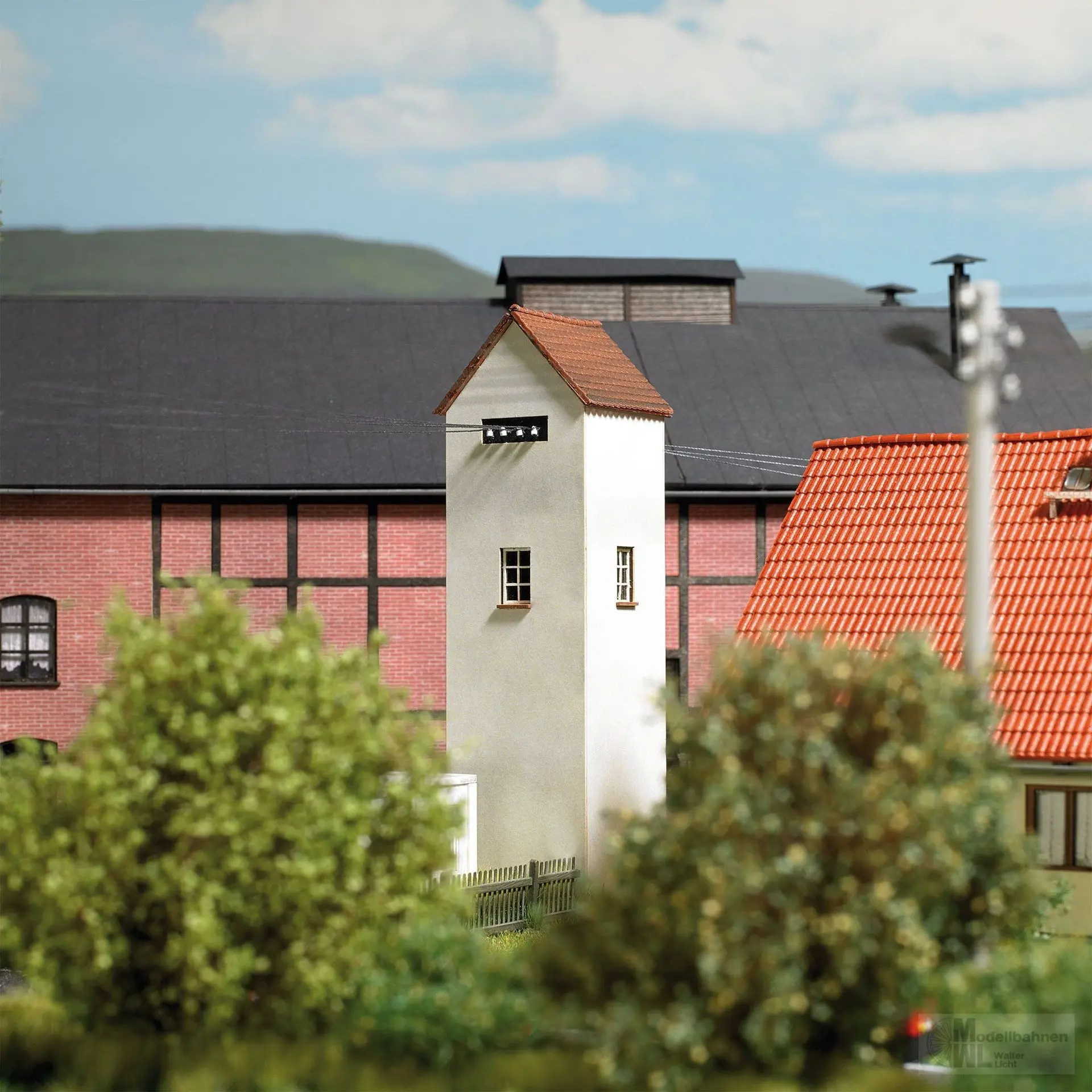 Busch 1366 - Trafohaus H0 1:87