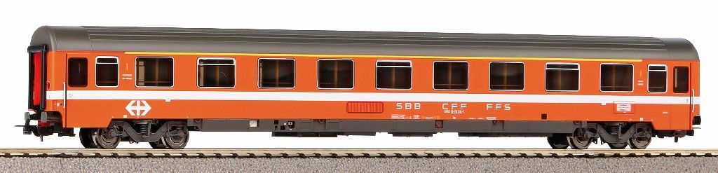 Piko 58531 - Schnellzugwagen SBB Ep.IV 1.Kl. Eurofima H0/GL