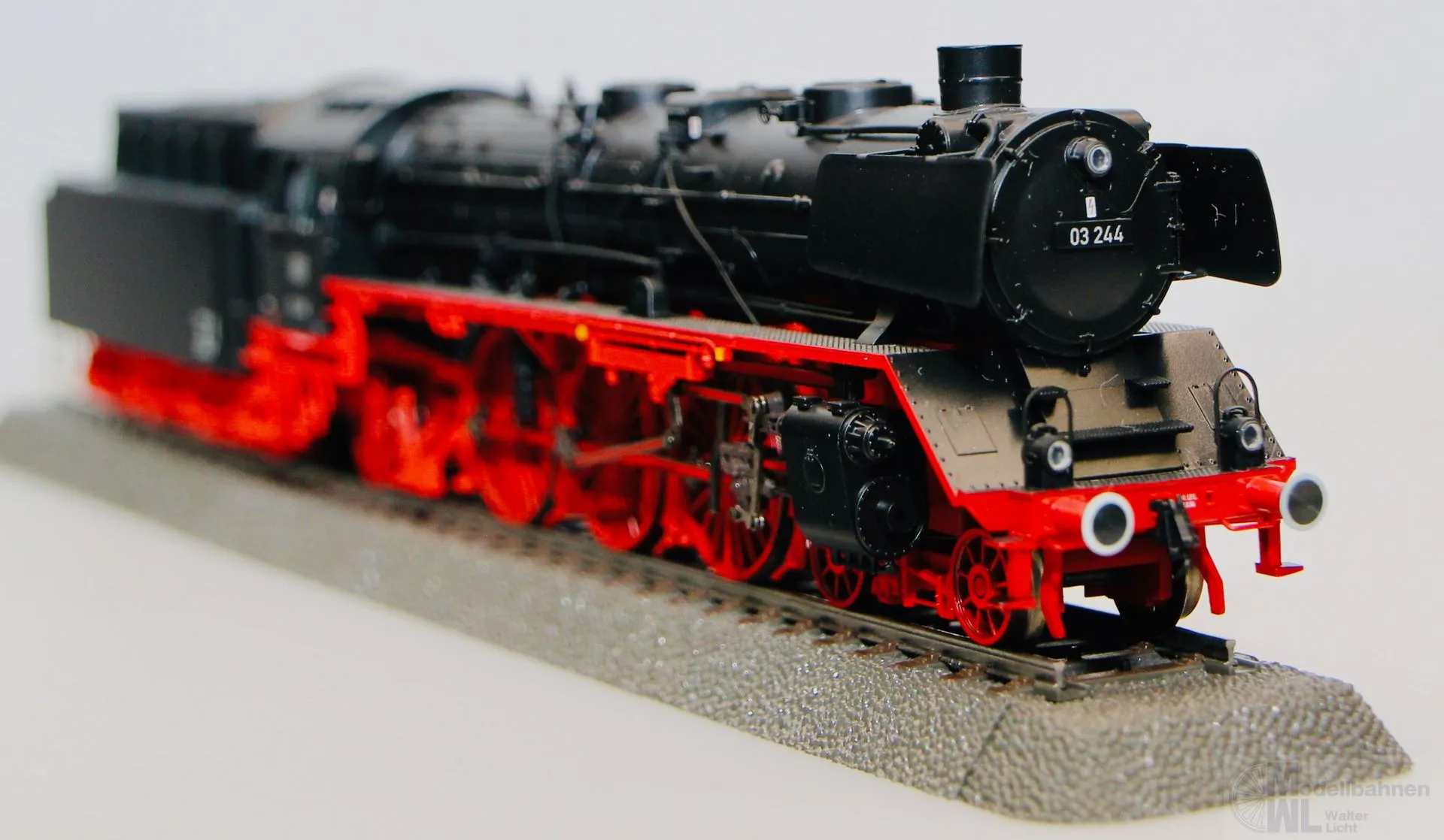 Märklin 37956 - MÄRKLIN -Dampflok BR 03 244 DB Ep.III H0/WS mfx Sound