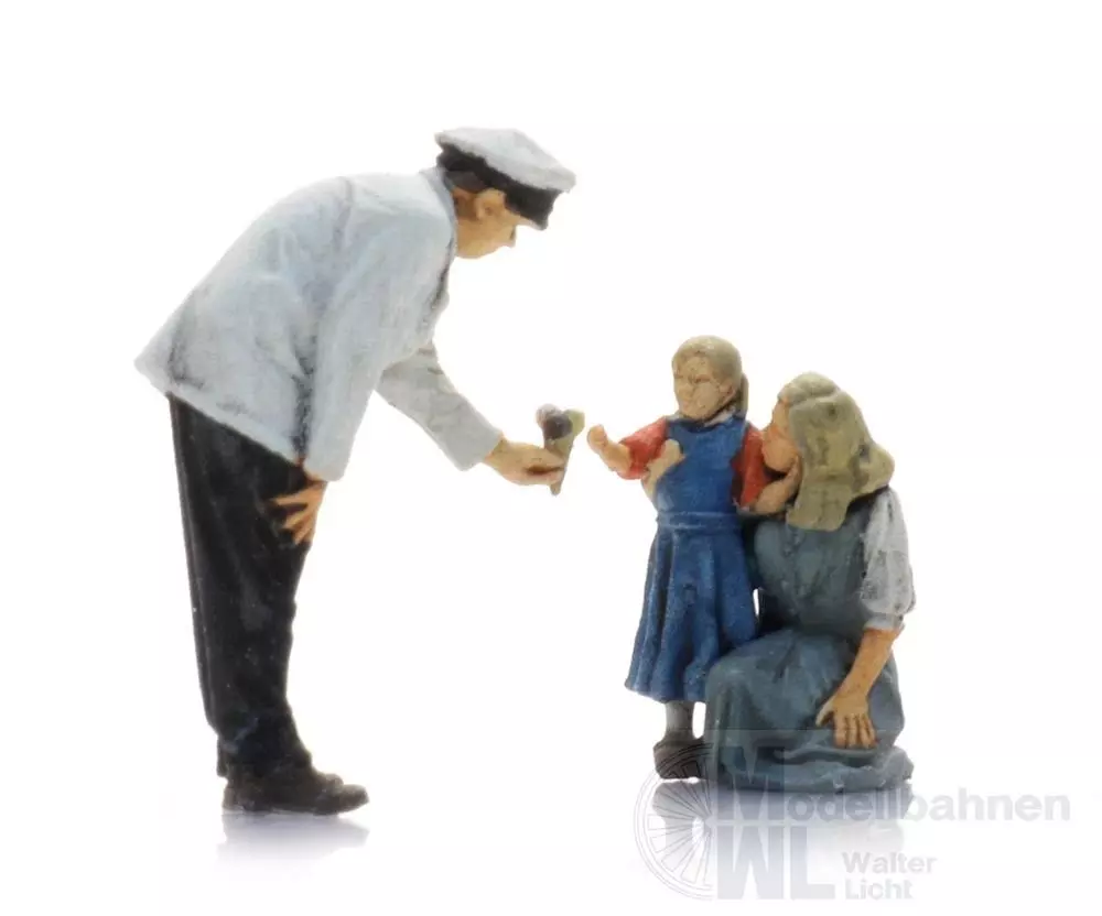 ARTITEC b.v. 5870101 - Eisverkäufer mit Mutter und Kind (3x) H0 1:87