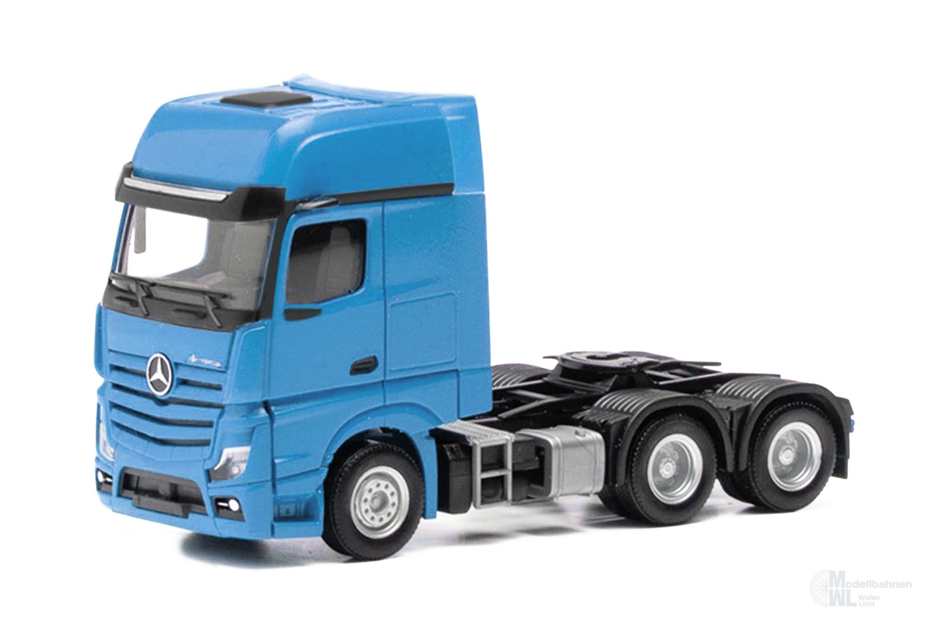 Herpa 317917-002 - Mercedes-Benz Actros L Gigaspace Zugmaschine 3achs H0 1:87