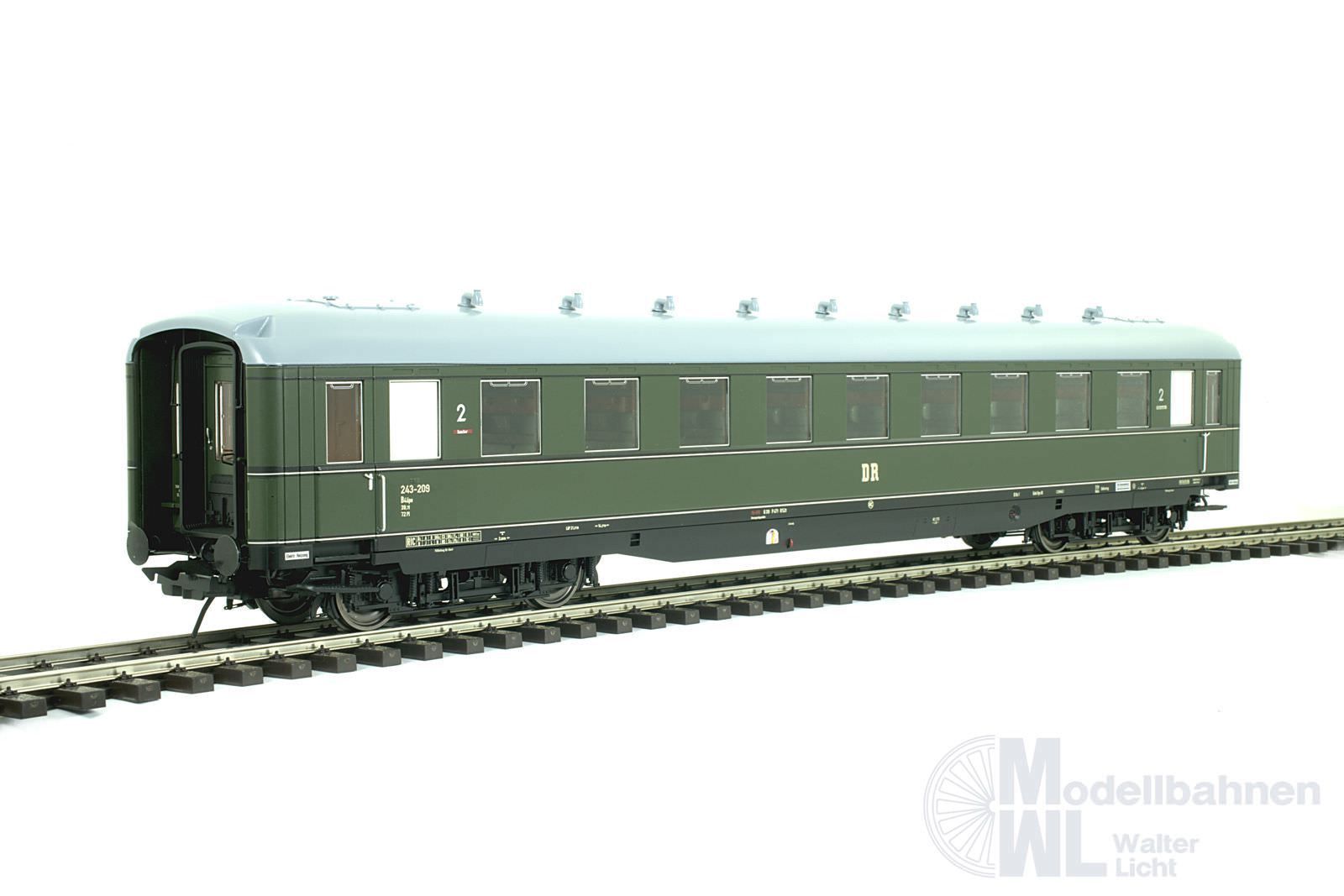 Lenz 41261-04 - Schürzenwagen DR Ep.III 2.Kl. C4ü-38 flaschengrün Spur 0