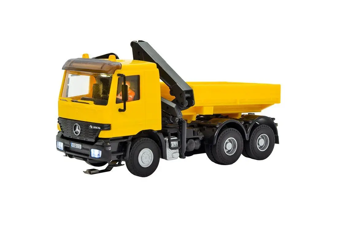 Viessmann 8023 - CarMotion Mercedes-Benz Actros Zugmaschine mit Ladekran H0 1:87
