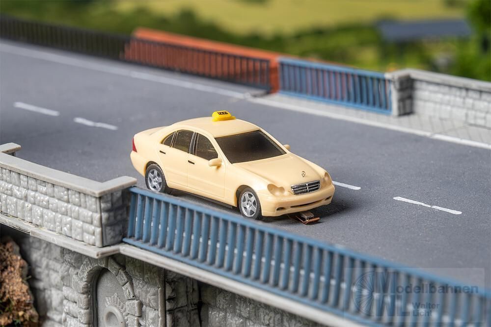 Faller 161426 - Mercedes-Benz C-Klasse Taxi HERPA H0 1:87