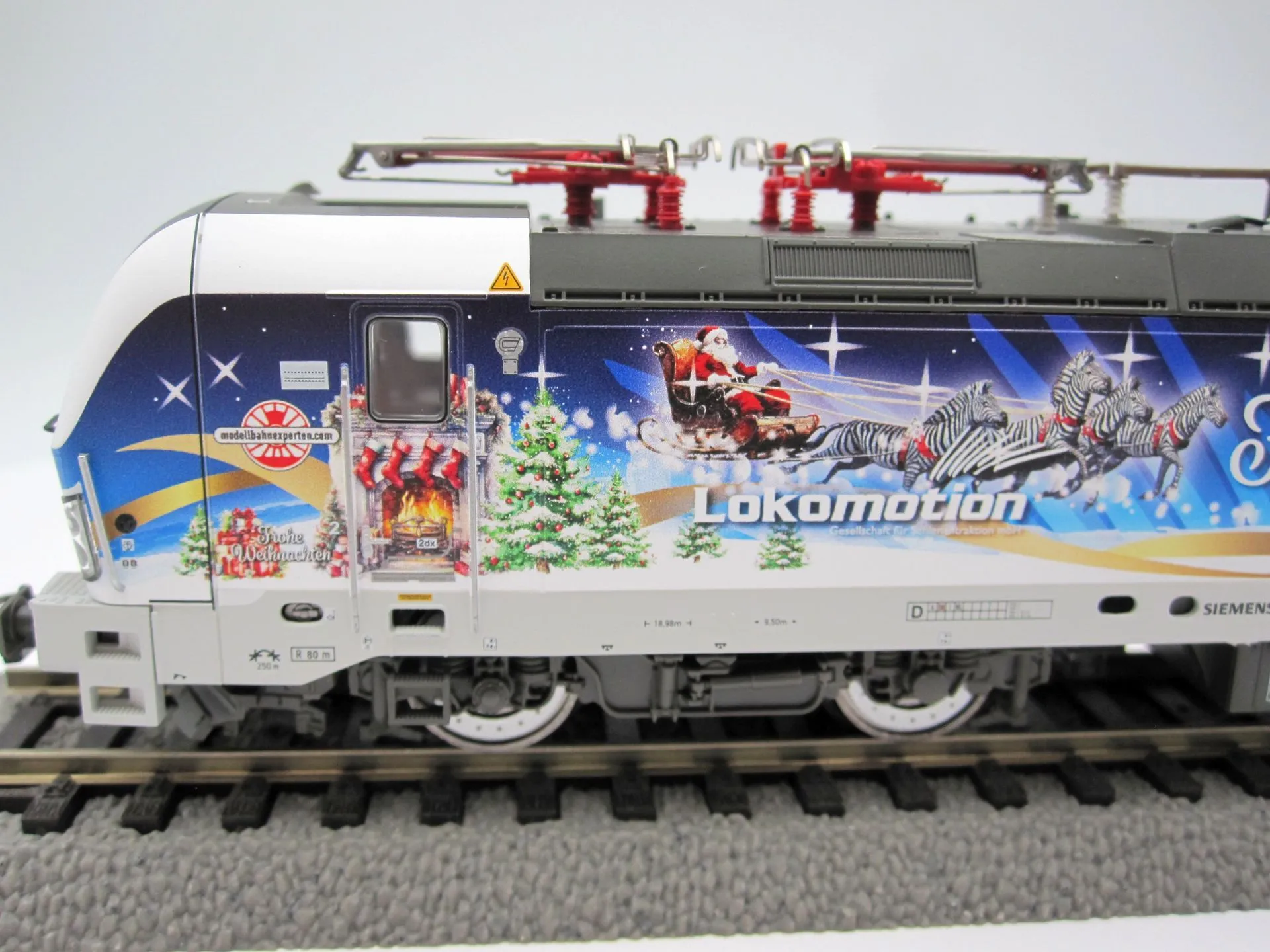 Piko 71355 - E-Lok Vectron Weihnachtslok Railpool Ep.VI H0/GL SOUND