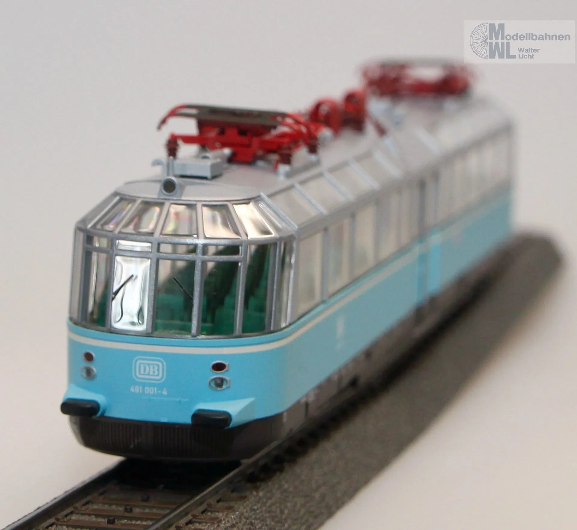 Märklin 37580 - MÄRKLIN - Aussichtstriebwagen BR 491 DB Ep.IV hellblau H0/WS Sound mfx