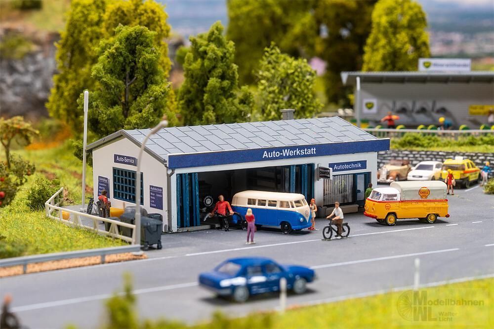 Faller 222270 - Autowerkstatt mit Zubehör N 1:160