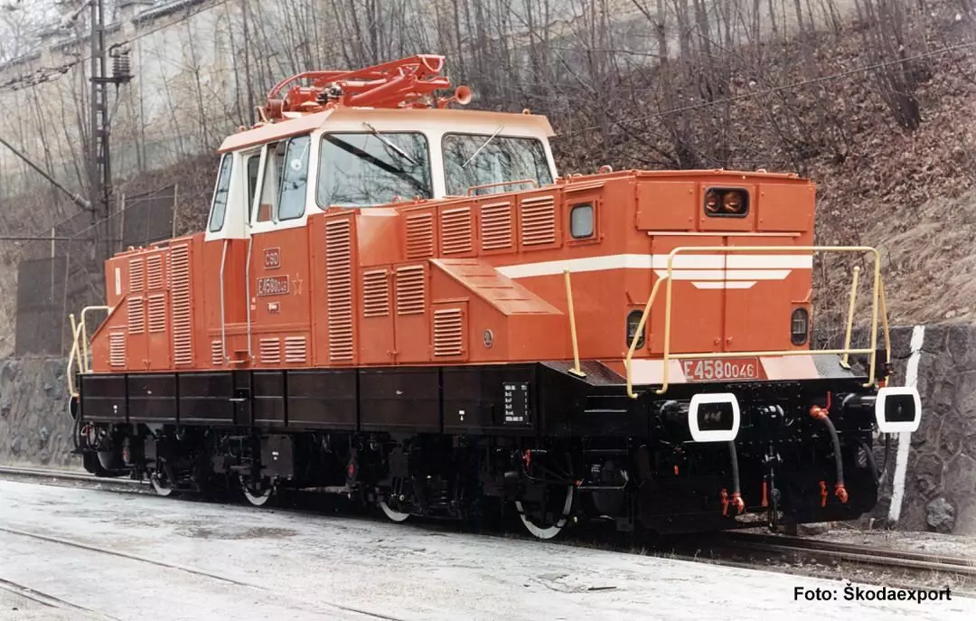 Piko 21080 - E-Lok BR 110 CSD Ep.IV H0/GL