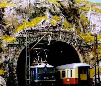 Busch 7027 - Tunnelportal 2 gleisig 2 Stück H0 1:87