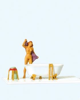 Preiser 28159 - Frau an der Badewanne H0 1:87