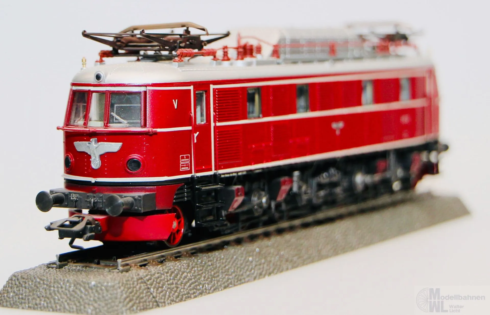 Märklin 3769 - MÄRKLIN - E-Lok E19 12 DRG Ep.II rot H0/WS Digital