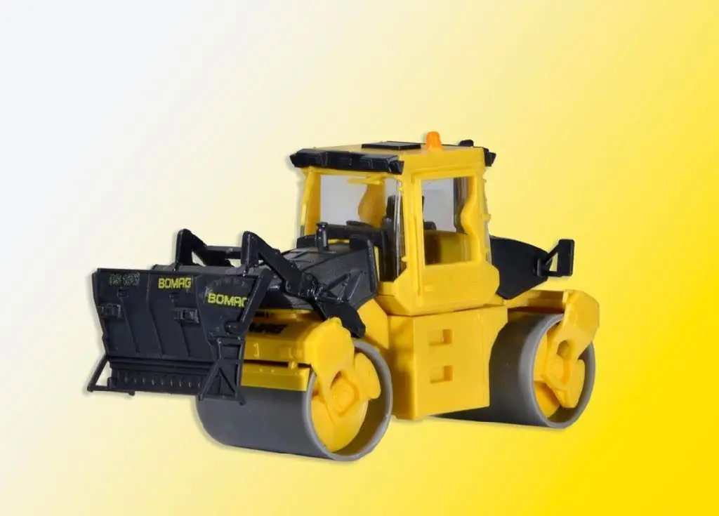 Kibri 11558 - BOMAG mit Splittstreuer BS 180 H0 1:87