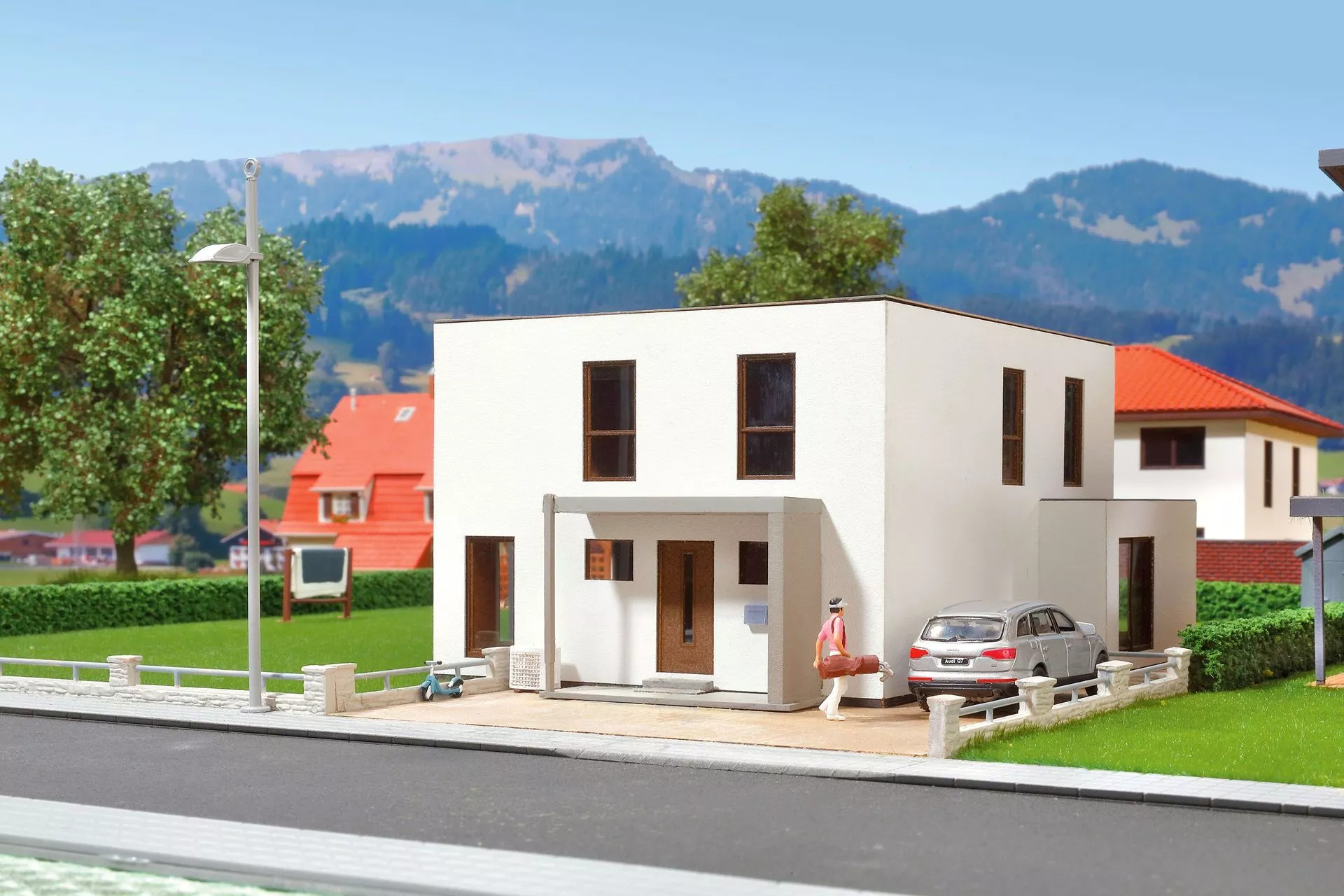 Kibri 38339 - Kubushaus Lina mit Terrasse Polyplate Bausatz H0 1:87