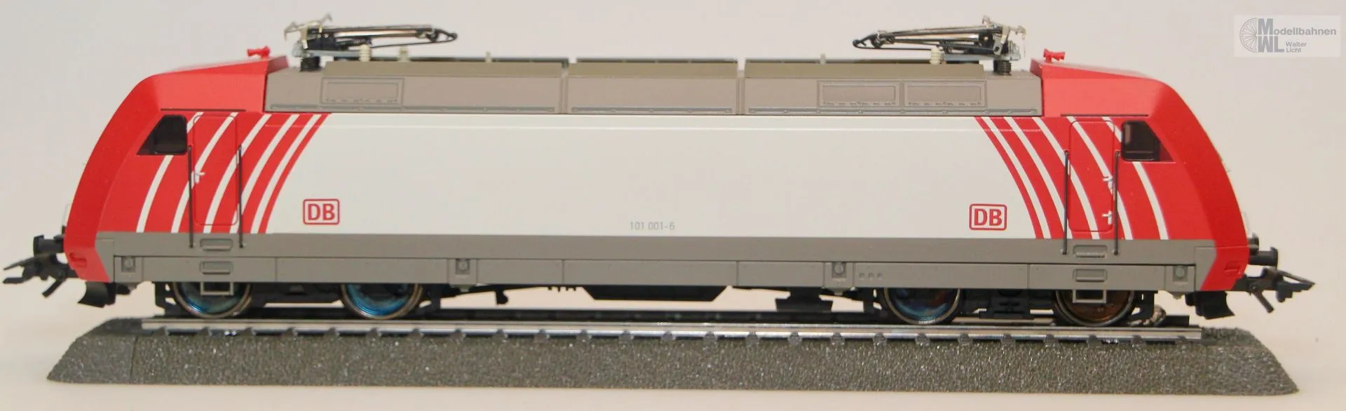 Märklin 37372 - MÄRKLIN - E-Lok BR 101 DB Ep.VI Designstudie H0/WS Digital