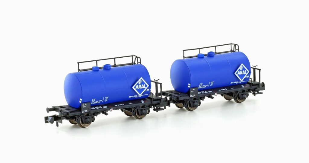 Hobbytrain 24833 - Leichtbau-Kesselwagen Set DB Ep.IV ARAL 2.tlg. N 1:160