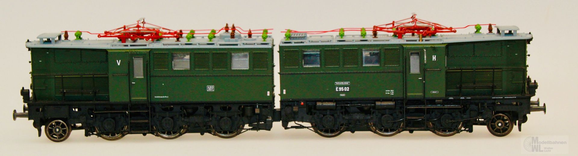 Brawa 210 - BRAWA - E-Lok E95 02 DR MUSEUM grün H0/GL