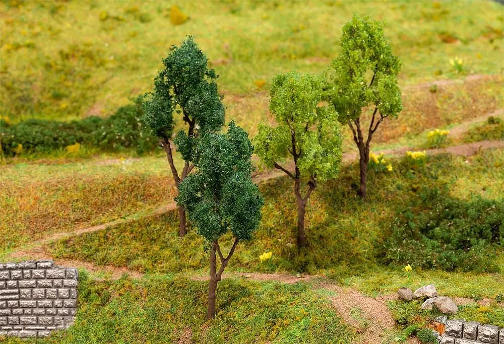 Faller 181379 - 4 Bäume, sortiert