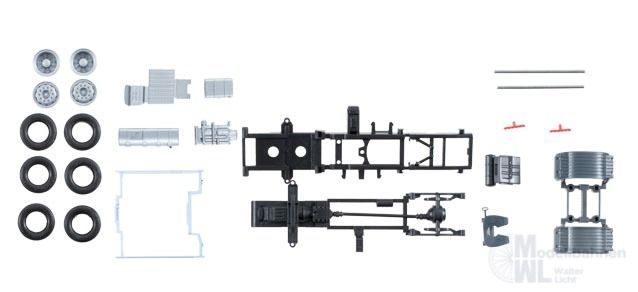 Herpa 084178 - Fahrgestell Volvo FH mit Chassisverkleidung Inhalt: 2 Stück H0 1:87 Herpa 084178 - Fahrgestell Volvo FH mit Chassisverkleidung Inhalt: 2 Stück H0 1:87
