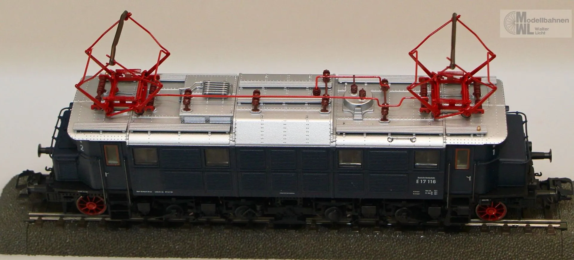 Märklin 37064 - MÄRKLIN - E-Lok E17 DB Ep.III blau H0/WS Sound mfx