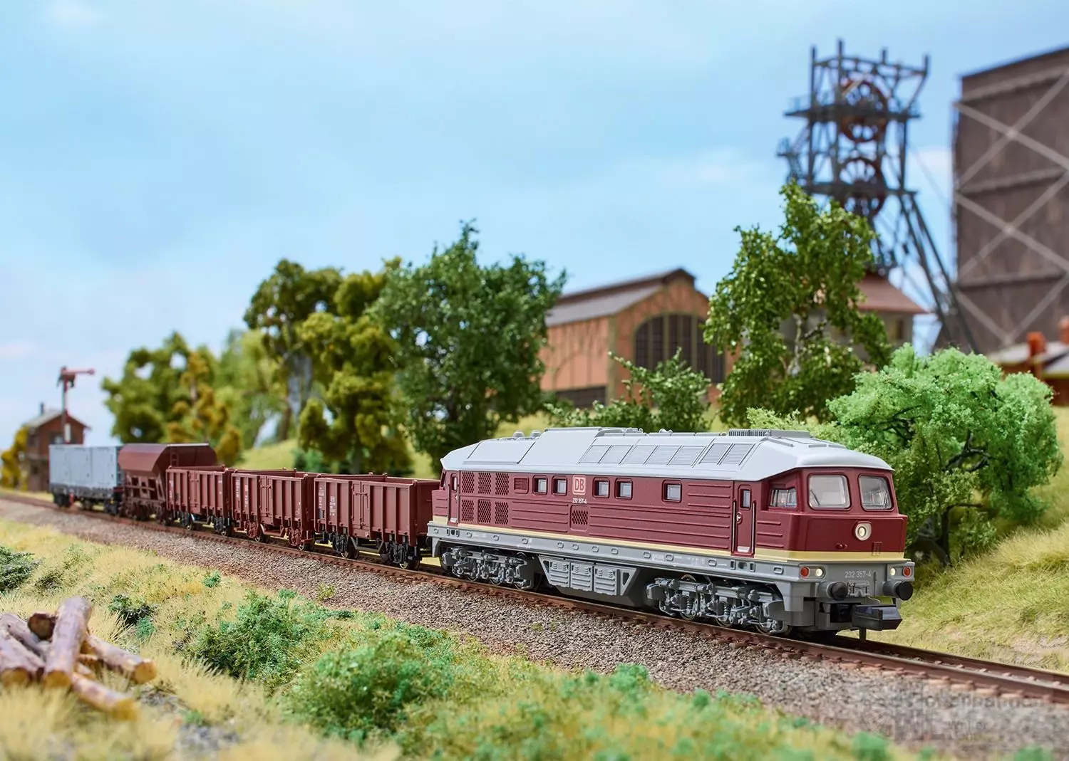 Trix 16235 - Diesellok BR 232 DB Ep.V N 1:160 Hobby Sound