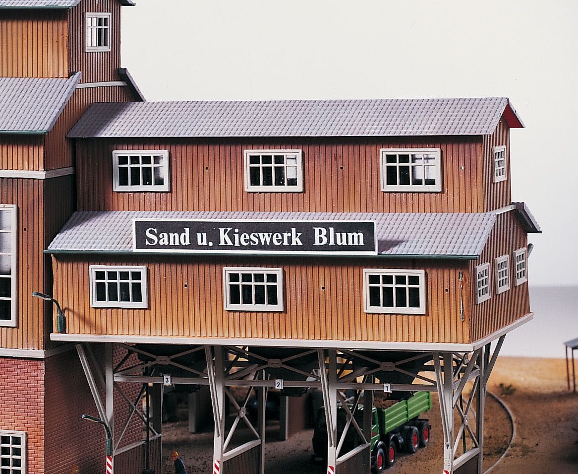 Piko 61123 - Beladebrücke Sandwerk E.Blum Piko 61123 - Beladebrücke Sandwerk E.Blum