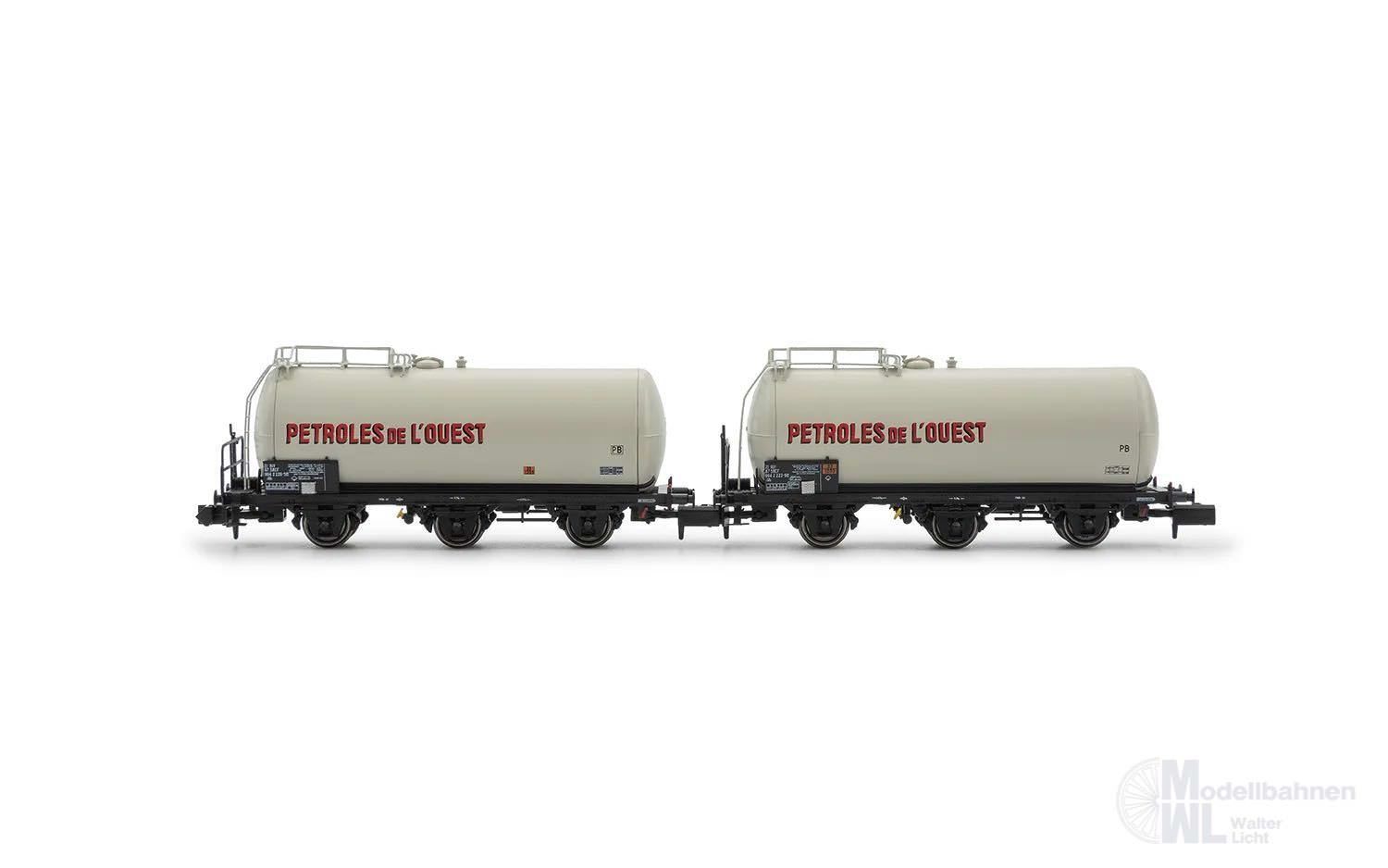 ar6677_0 Arnold 6677 - Kesselwagen Set SNCF Ep.IV Petroles de l´Quest 2.tlg. N 1:160