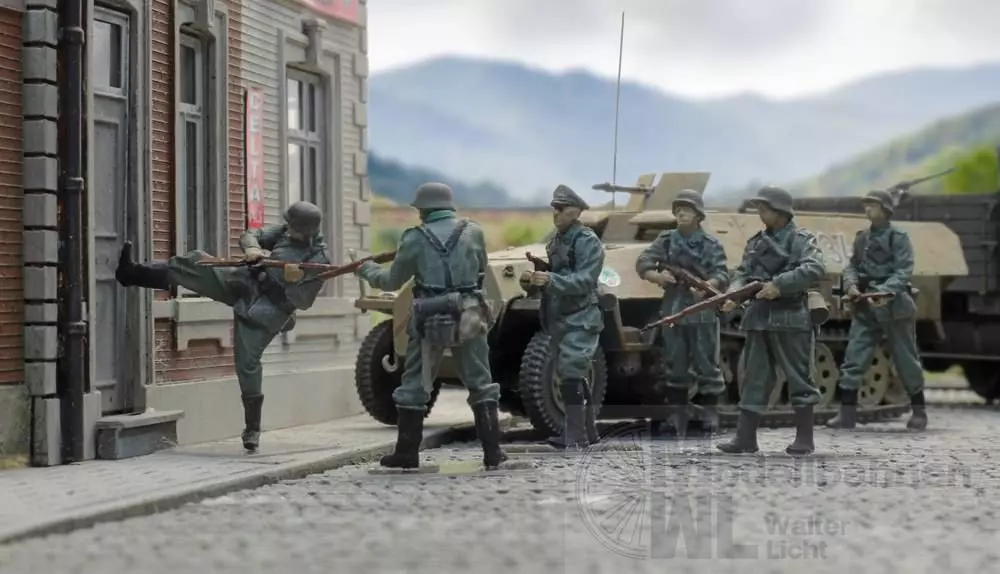 ARTITEC b.v. 5870061 - WM-Infanterie durchbricht Tür (6x) H0 1:87