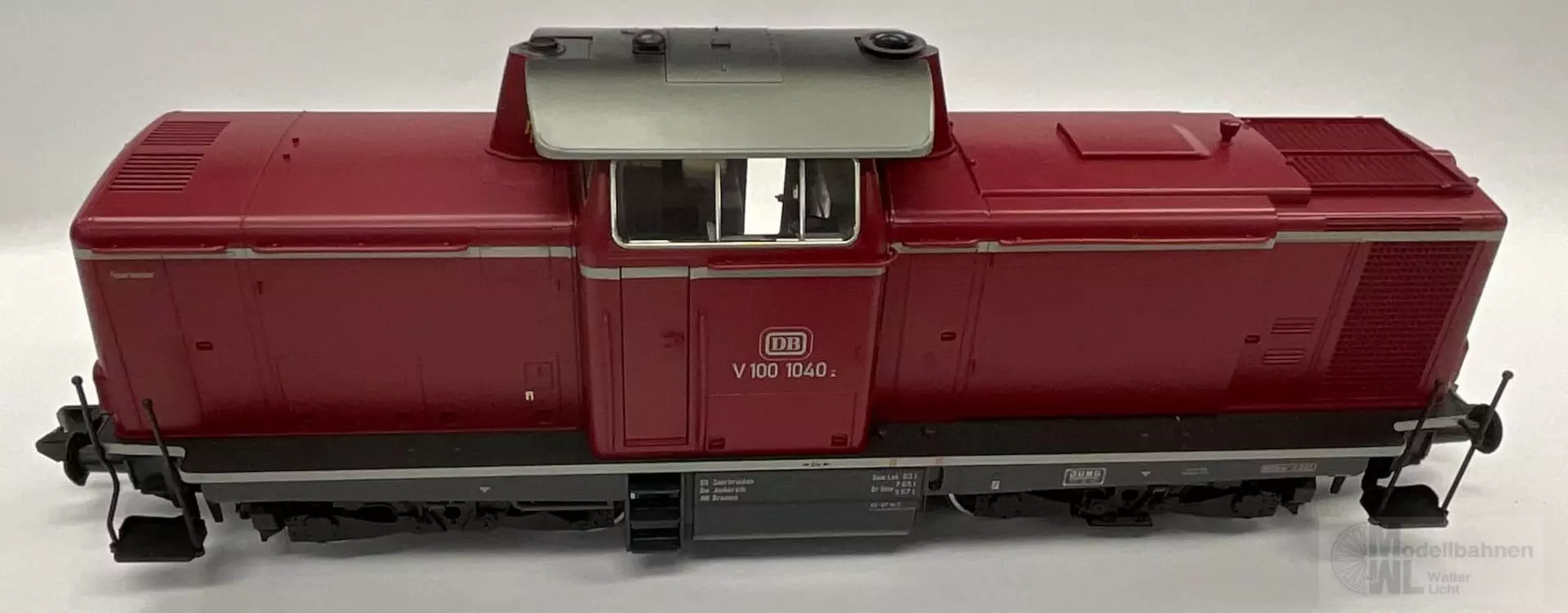 Märklin 5772 - MÄRKLIN - Diesellok V 100 1040 DB Ep.III Spur 1