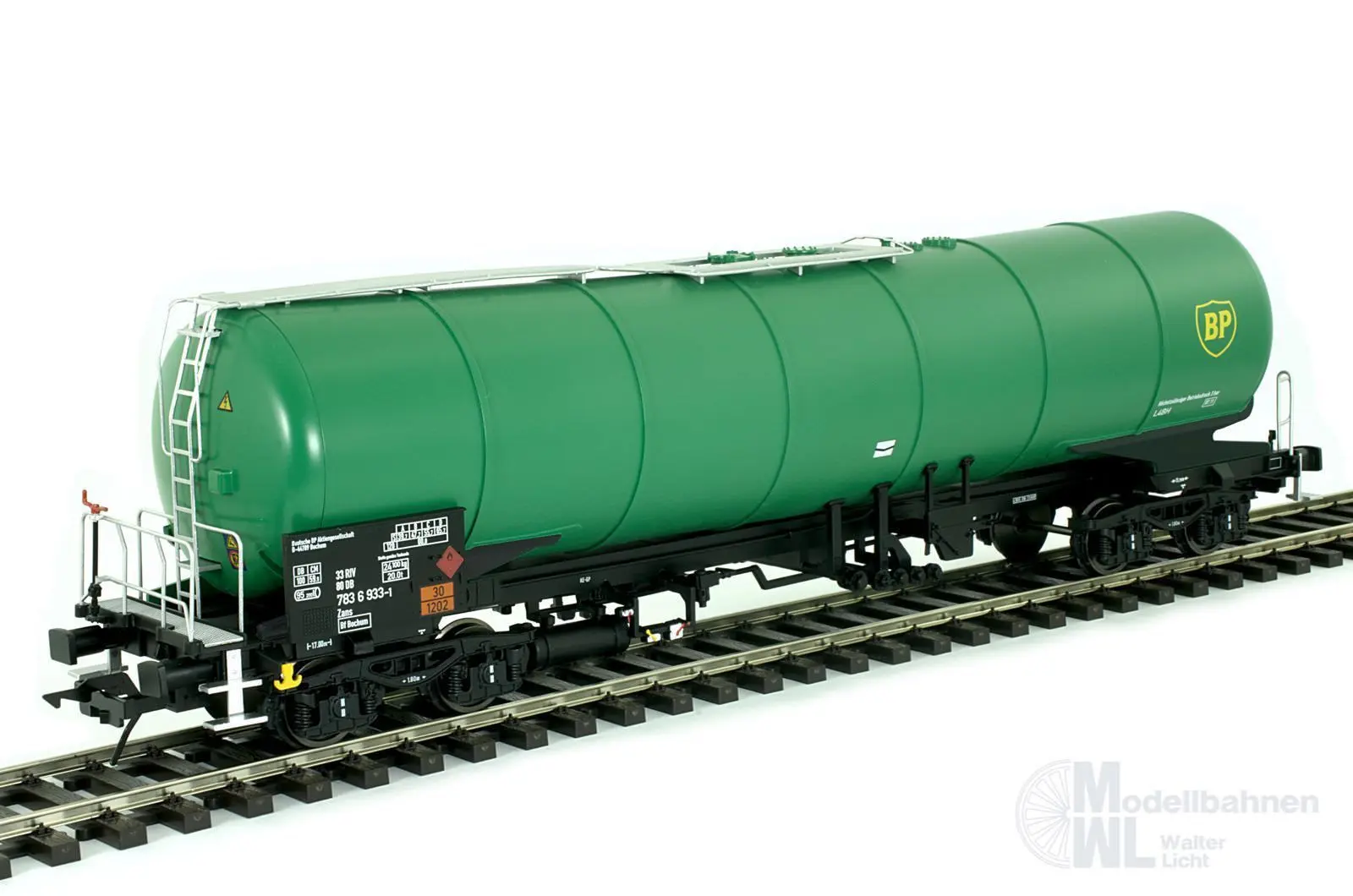 Lenz 42323-10 - Kesselwagen BP Zans grau/grün Spur 0
