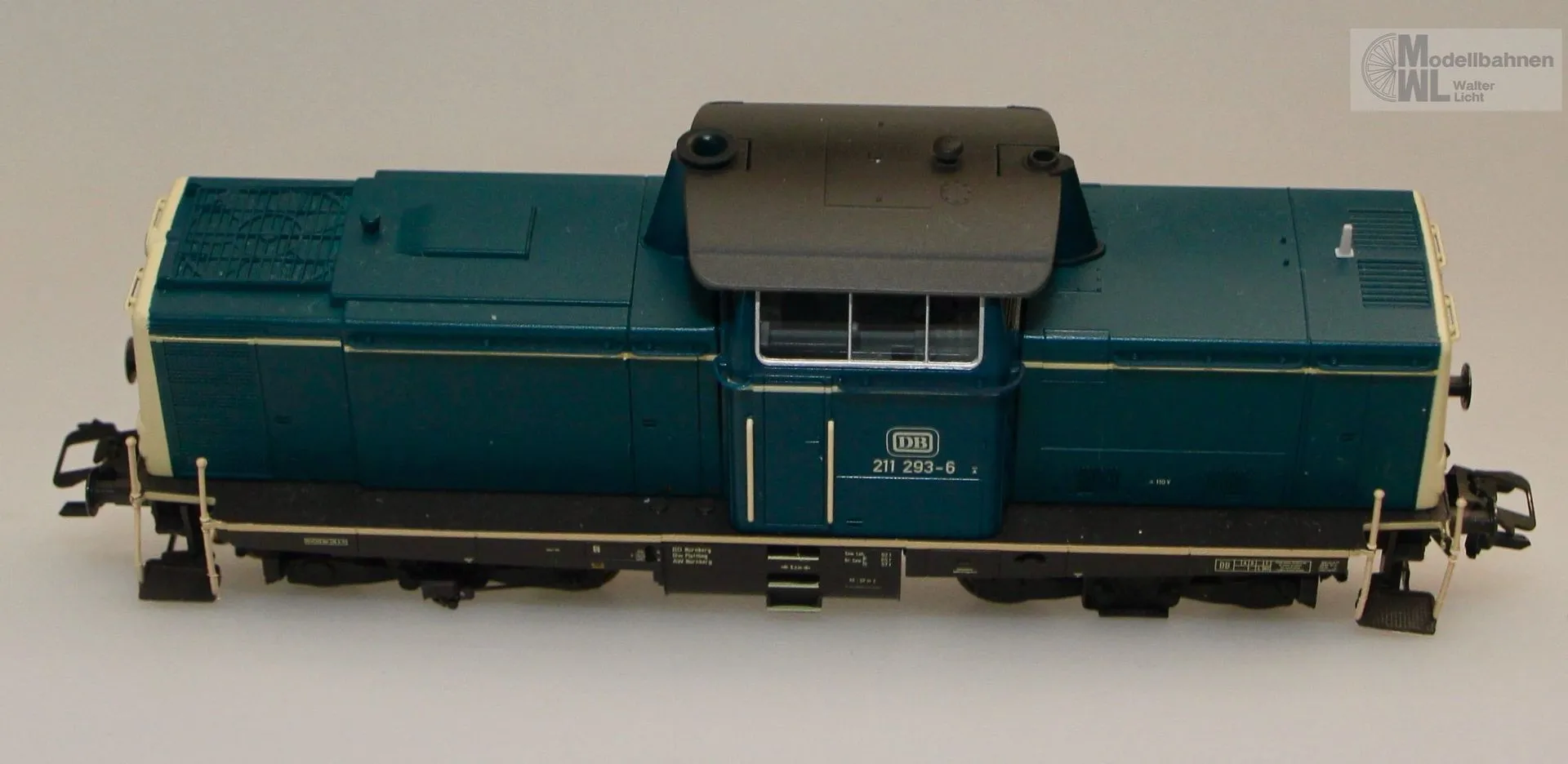 Märklin 37002 - MÄRKLIN - DieselloK BR 211 DB Ep.IV H0/WS Sound mfx