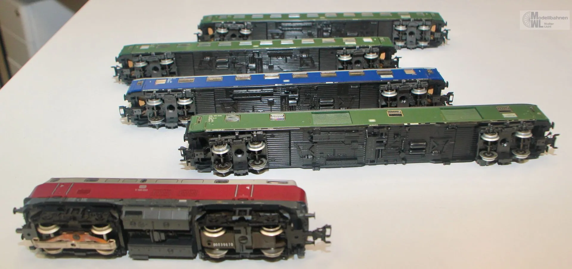 Märklin 2664 - MÄRKLIN - Zugpackung Schnellzug Diesellok Lollo +4 Wagen DB Ep.III H0/WS Digital