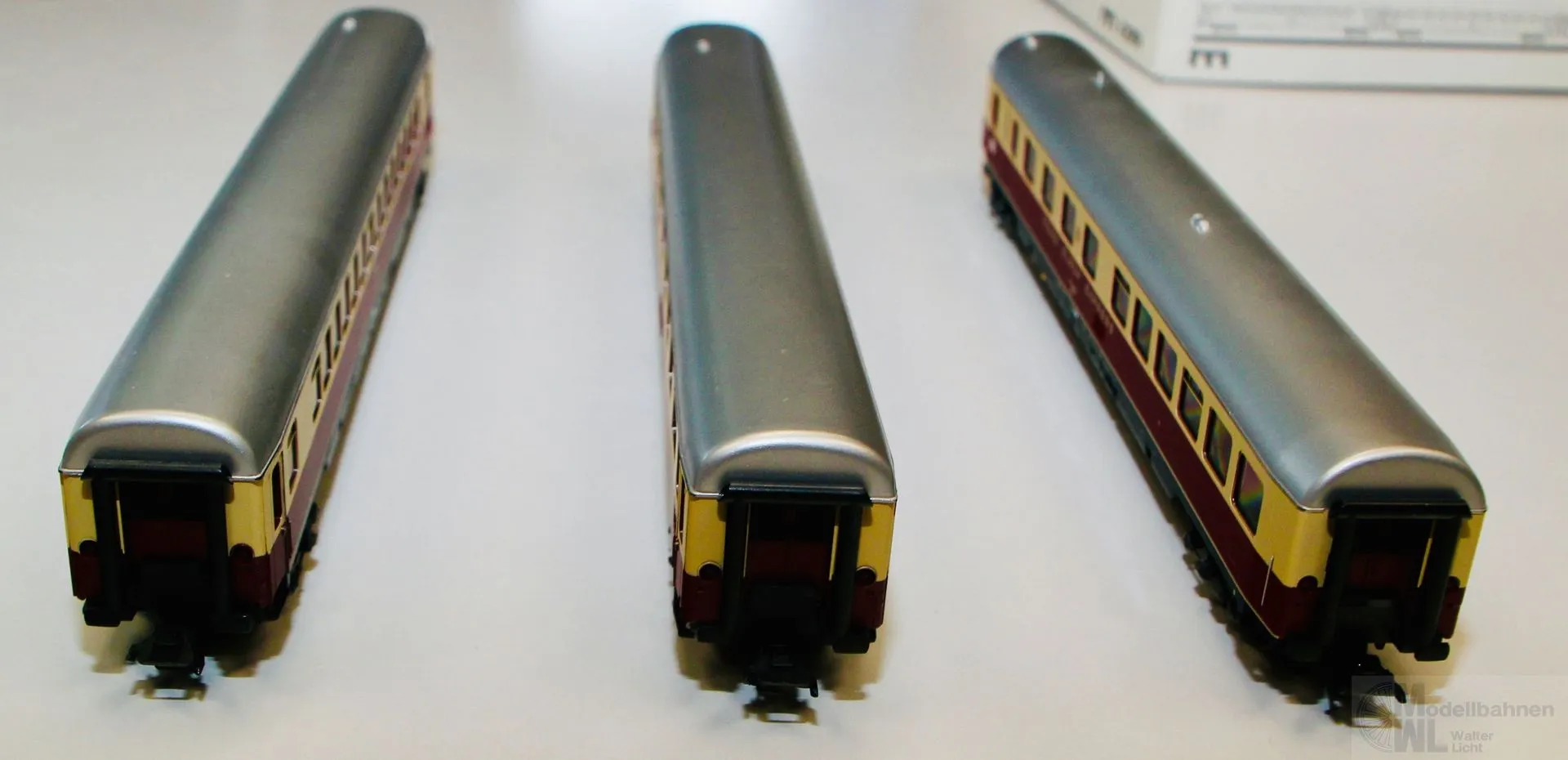 Märklin 42991 - MÄRKLIN - Wagen-Packung Rheingold TEE DB Ep.IV Helvetia 3tlg. H0/WS