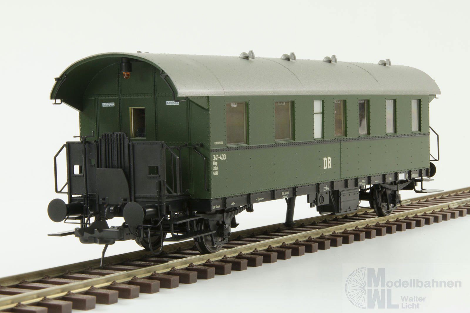 Lenz 41111-02 - Donnerbüchse DR Ep.III 2.Kl. RAL6007 Spur 0