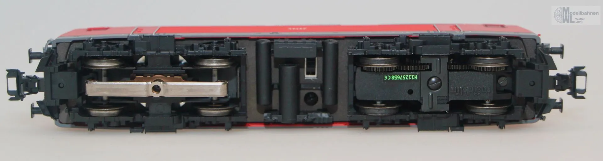 Märklin 37436 - MÄRKLIN - E-Lok BR 143 DB Ep.VI H0/WS Digital mfx