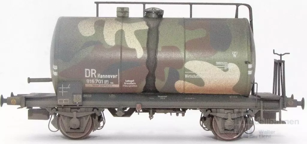 Exact Train 22088 - Kesselwagen DRG Ep.II 30m3 Leichtbau Camouflage H0/GL