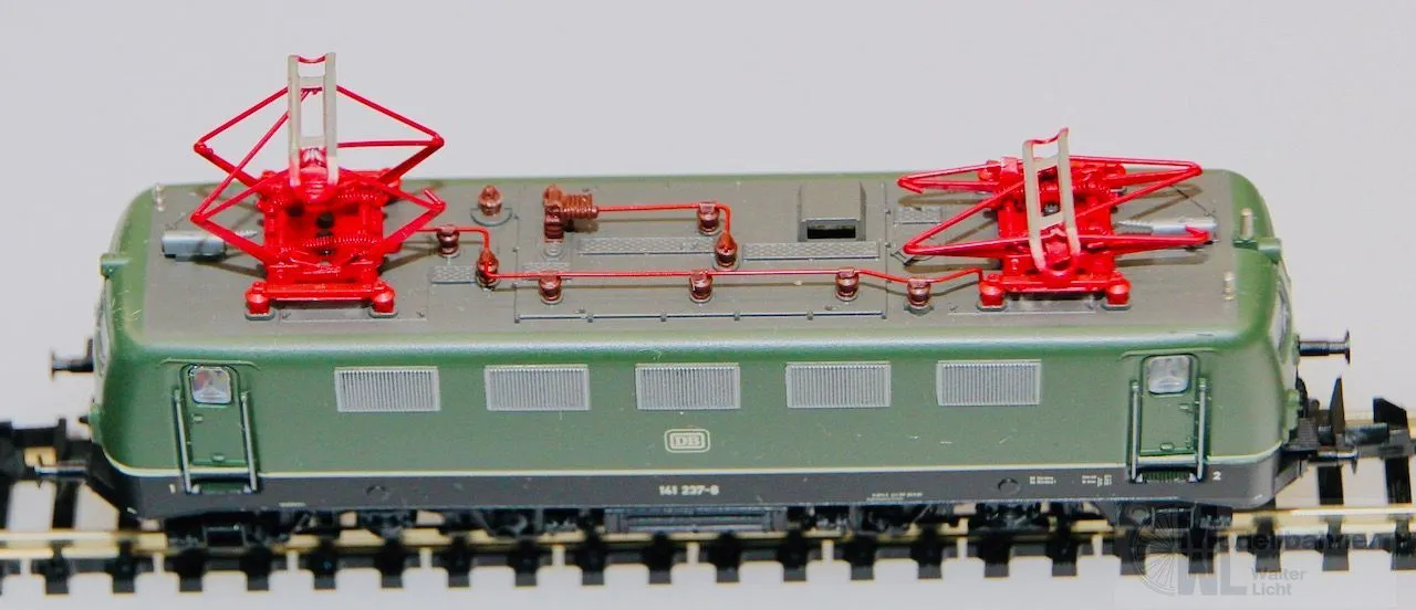 Fleischmann 7025 - FLEISCHMANN - E-Lok BR 141 237-8 DB Ep.IV mit Faulhabermotor N 1:160