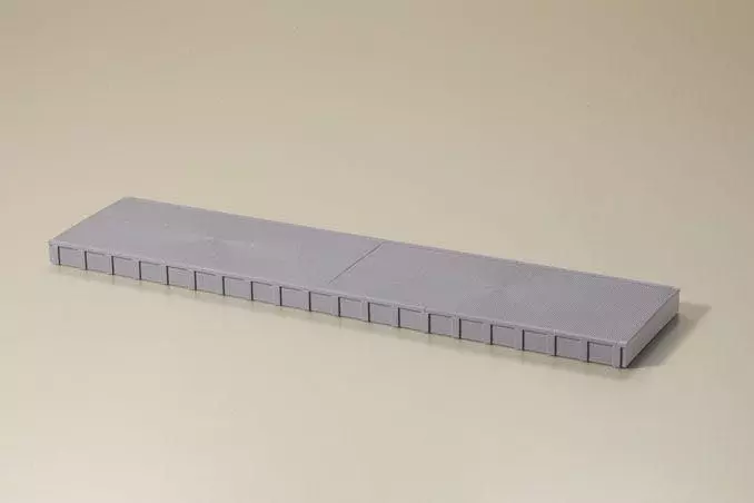 Auhagen 41634 - Bahnsteig ohne Überdachung 336 x 79 x 7/13 mm H0 1:87