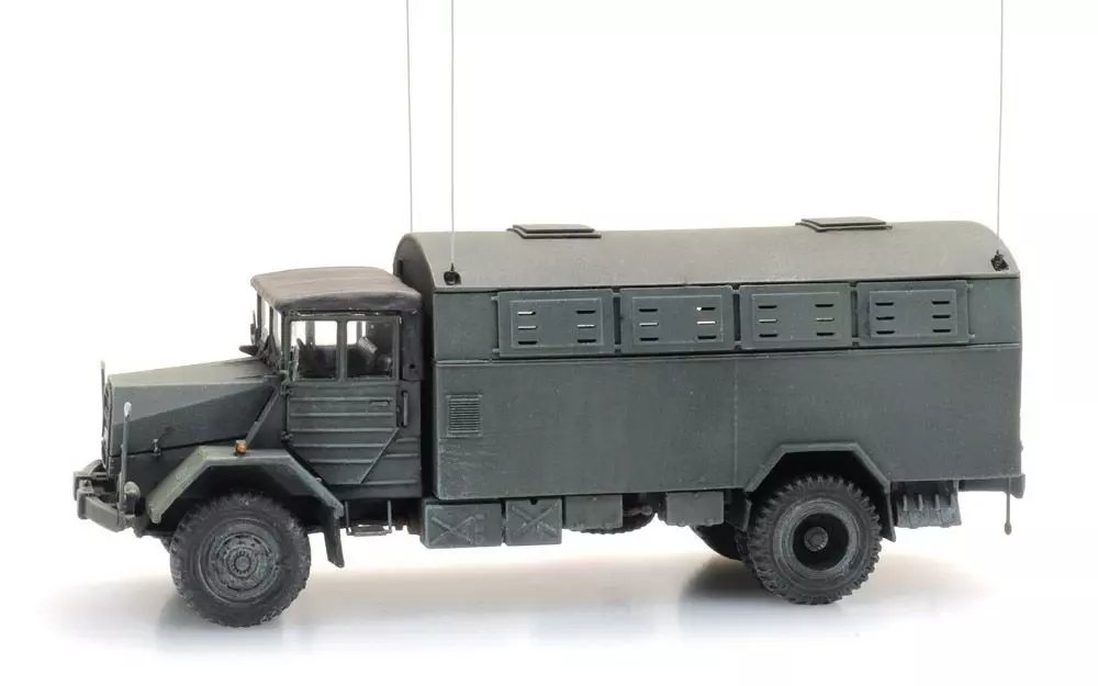 ARTITEC b.v. 6870417 - BRD MAN 630 L2 A mit Fernmelde Kofferaufbau H0 1:87