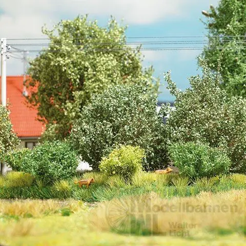 Busch 3607 - Büsche Sommer 3 Stück 40mm H0 1:87