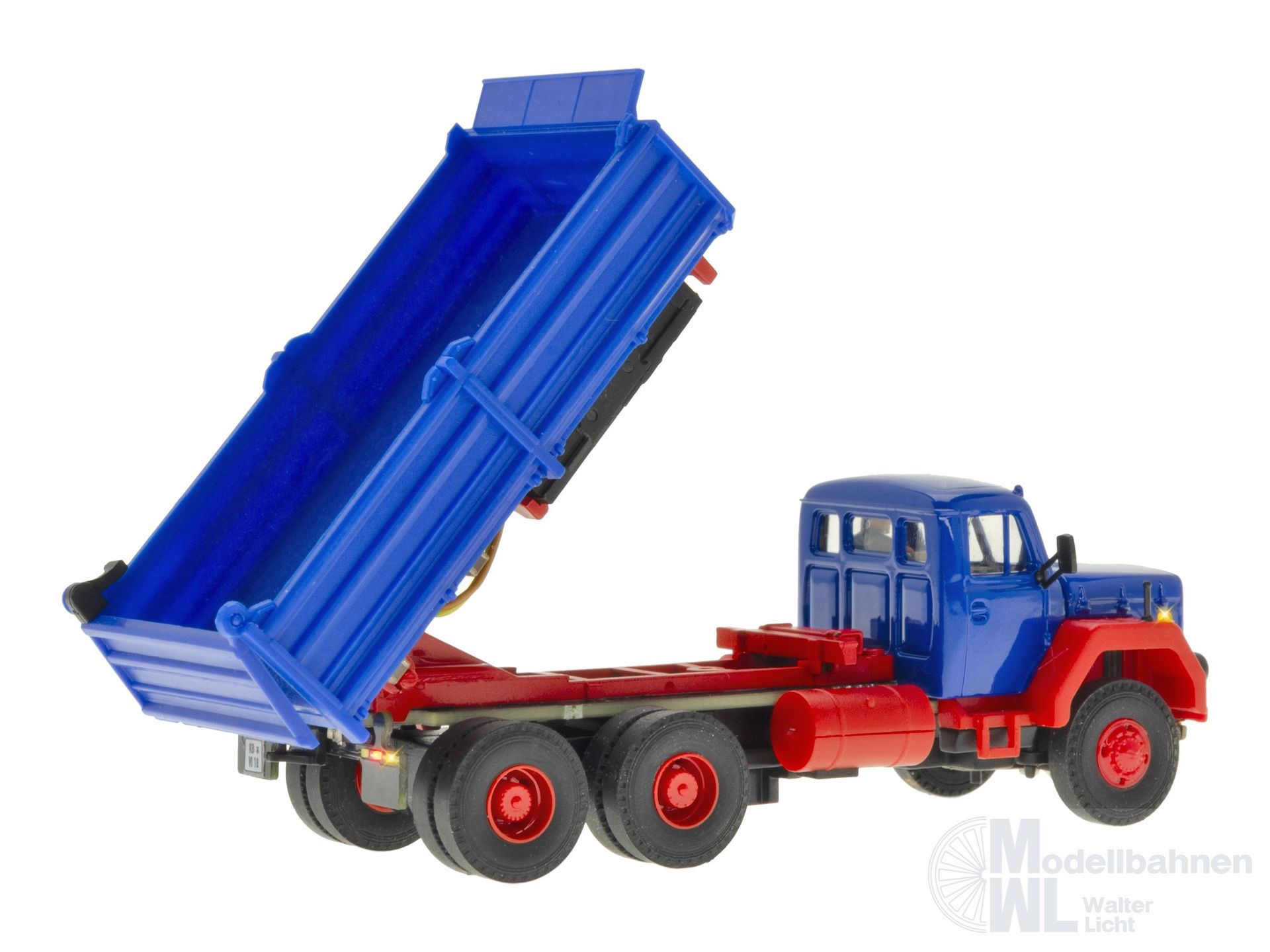 Viessmann 8602 - MAGIRUS DEUTZ 3-achs Eckhauber Kipper motorische Kippfunktion H0 1:87