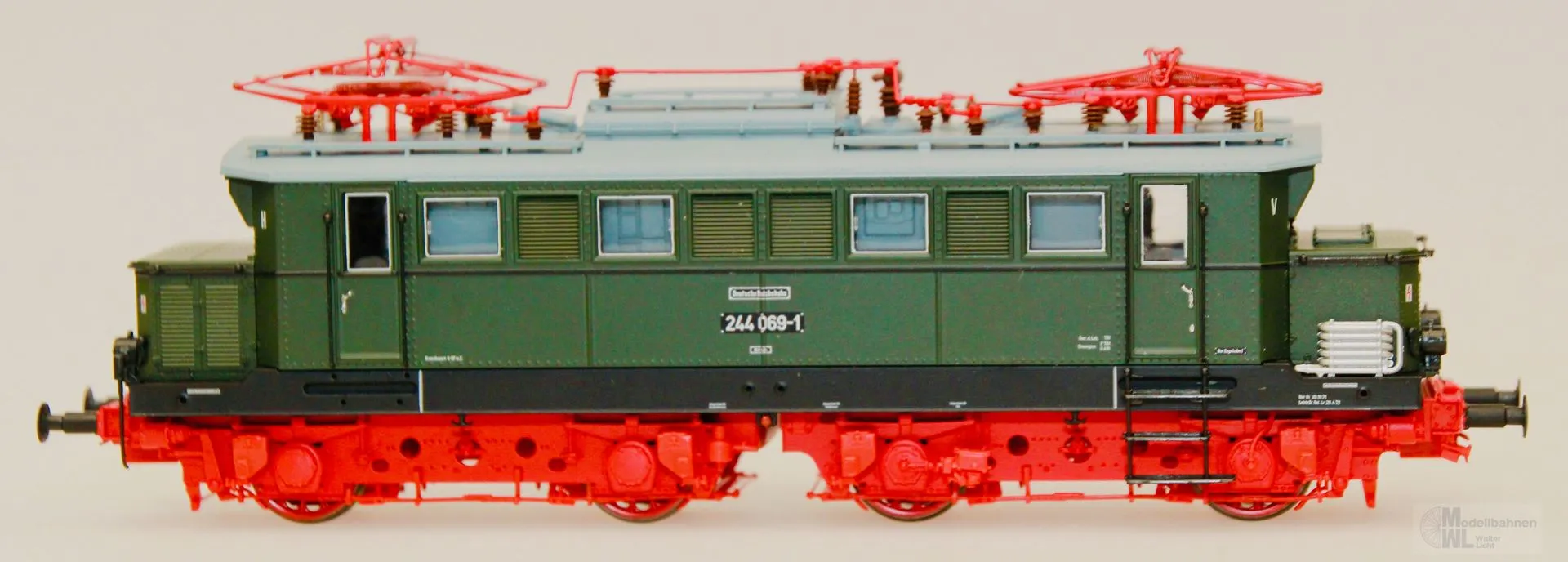 Brawa 43418 - BRAWA - E-Lok BR 244 069-1 DR Ep.IV grün H0/GL Sound