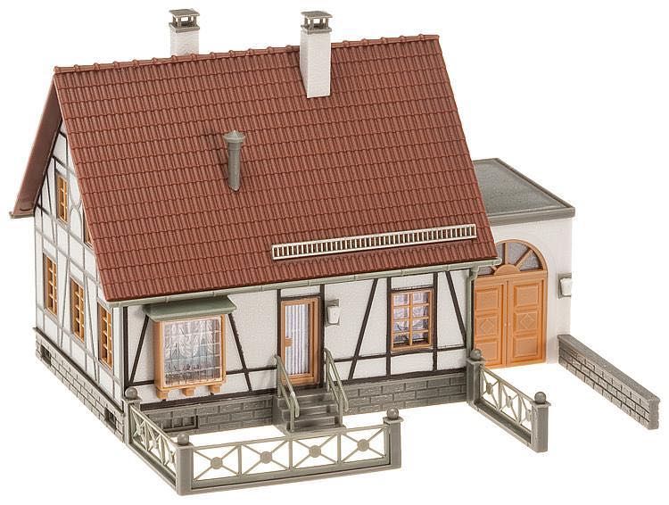 Faller 130215 - Fachwerkhaus Mit Garage H0 1:87