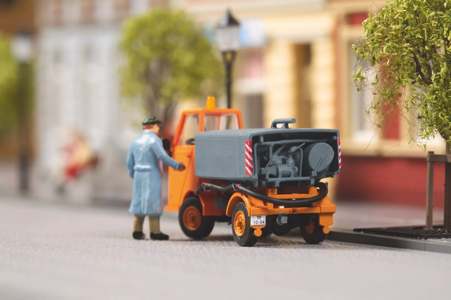 Auhagen 41657 - Multicar M22 mit Wassertank H0 1:87