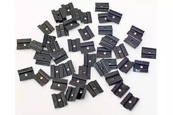 Tillig 82502 - Schwellenklammern (Beutel mit 50 Stück) H0/GL