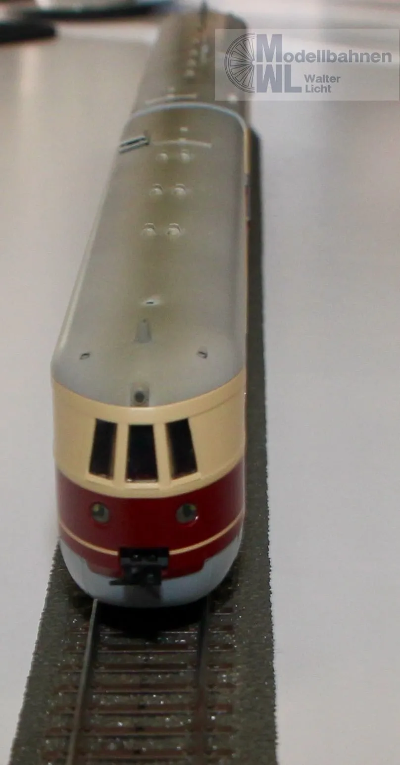 Märklin 37775 - MÄRKLIN - Dieseltriebzug BR 186 DR Ep.IV H0/WS Sound mfx