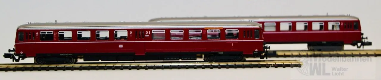 Hobbytrain 15001 - HOBBYTRAIN - Akku-Triebwagen ETA 150 DB Ep.III rot 2.tlg. N 1:160