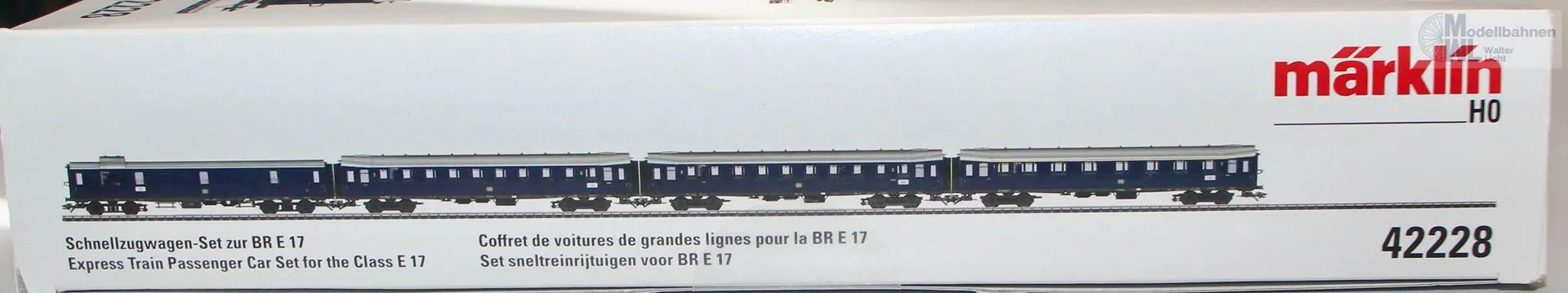 Märklin 42228 - MÄRKLIN - Personenwagen Set DB Ep.III Stahlblau H0/WS