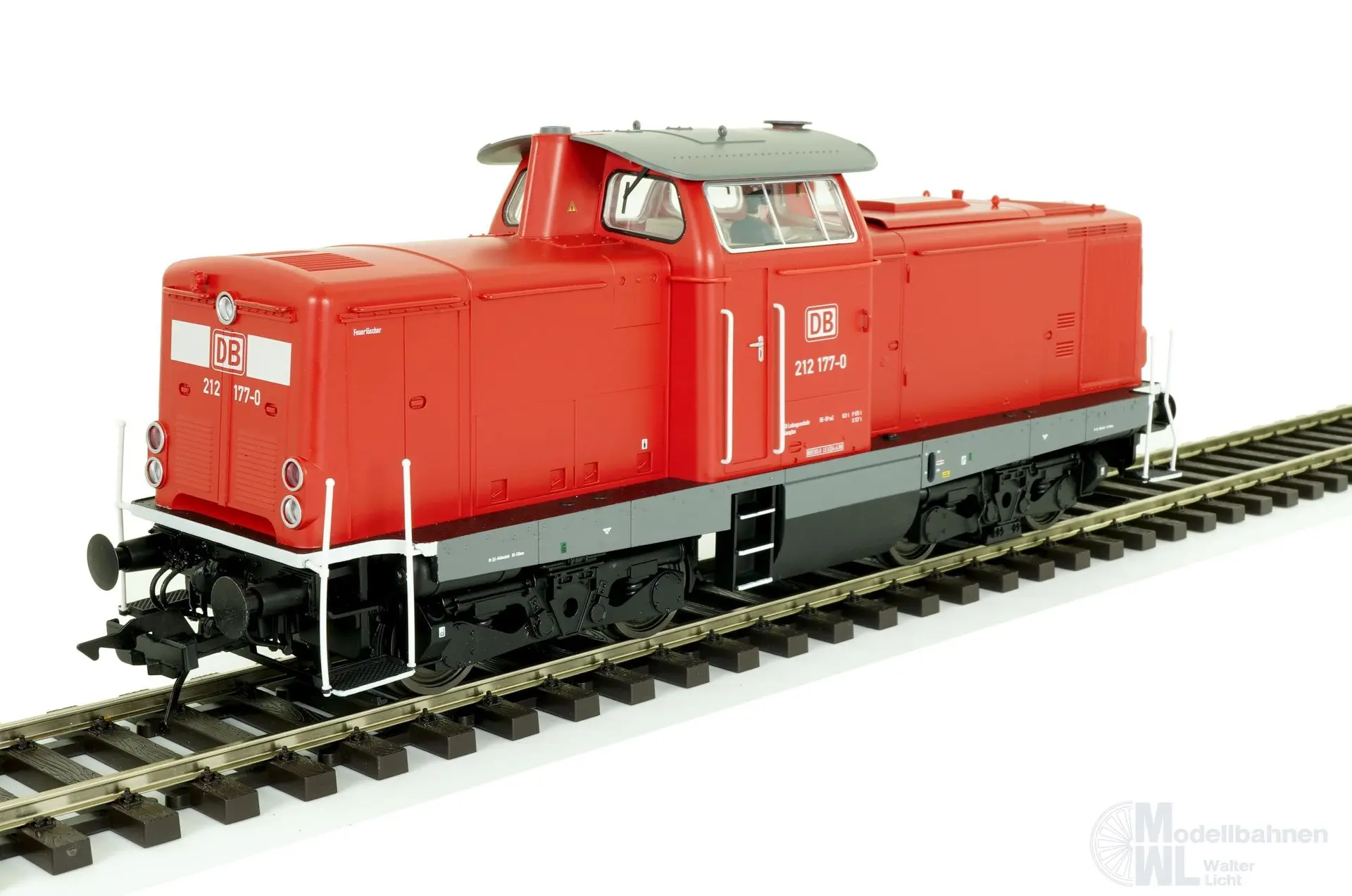 Lenz 40134-07 - Diesellok BR 212 DB Ep.VI verkehrsrot Spur 0