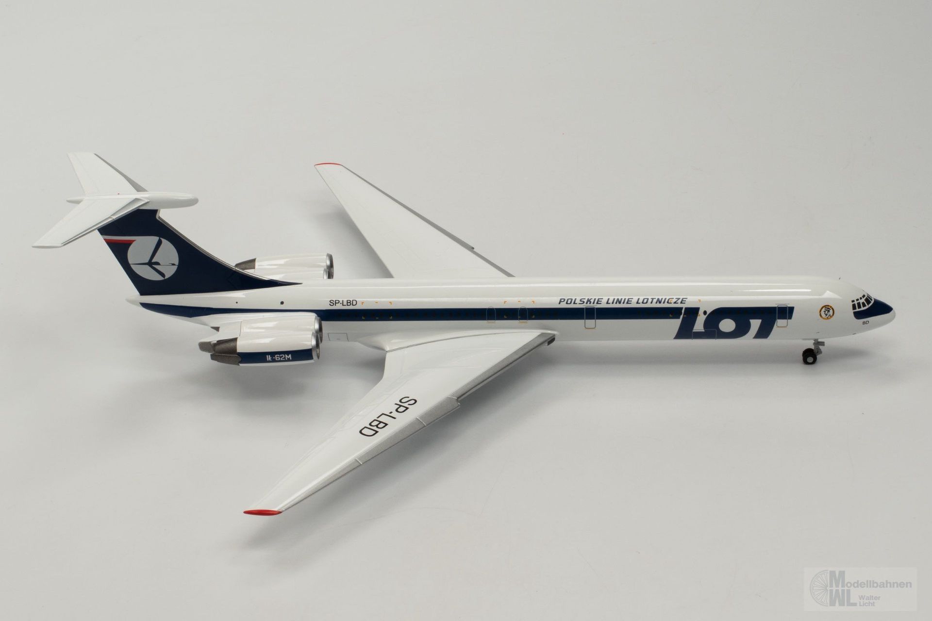Herpa 572682 - Ilyushin IL-62M LOT SP-LBD 1:200