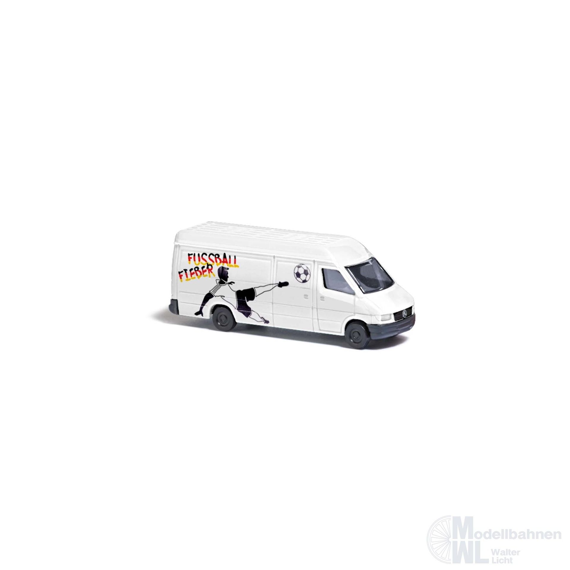 Busch 8403 - Mercedes-Benz Sprinter Fussball-Fieber 2026 N 1:160